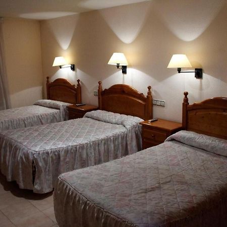 Hostal Nicolas Мединасели Номер фото