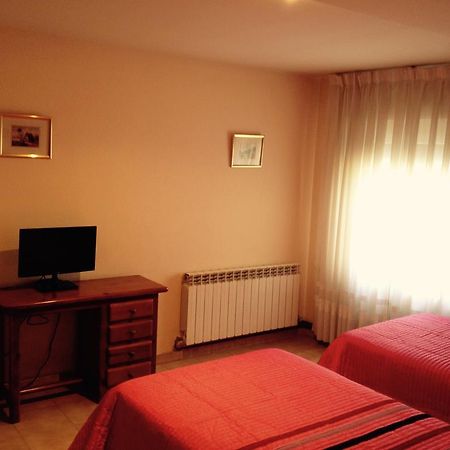 Hostal Nicolas Мединасели Номер фото